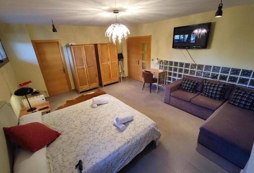 ویلای لوکس 1 خوابه, Villa Aguilas Club Guest House