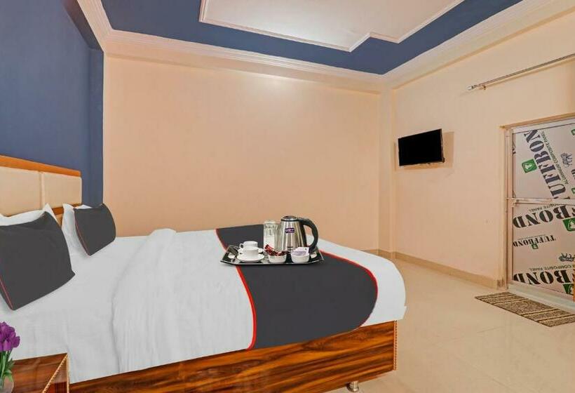 غرفة كلاسيكية ثلاثية, Collection O Sundaram Resort