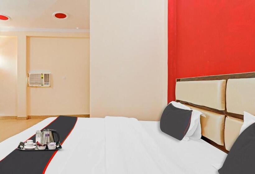 غرفة كلاسيكية ثلاثية, Collection O Sundaram Resort