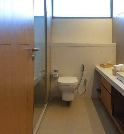 Номер Стандарт Вид на Озеро, Life At Repose Lake Villas Resort & Club