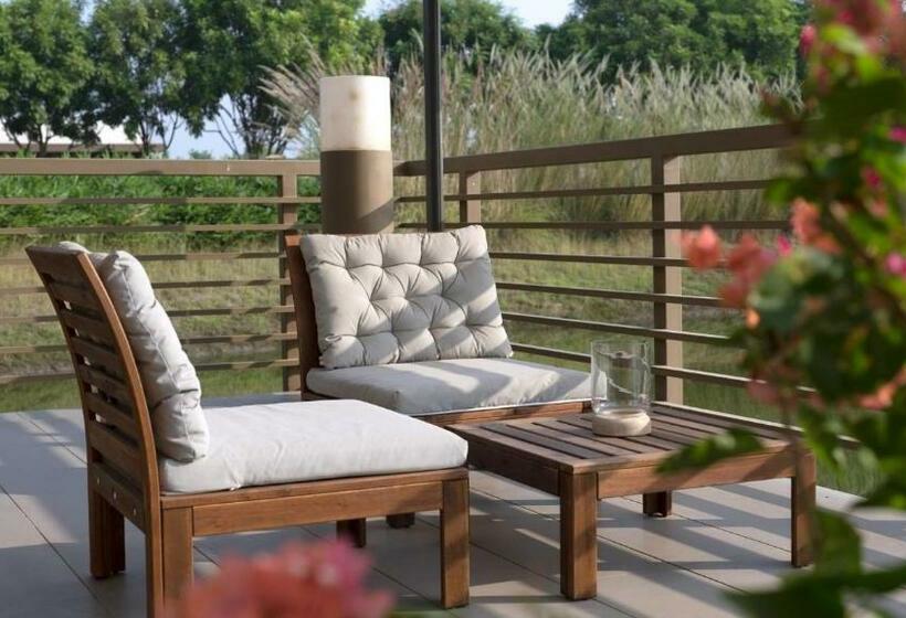 스탠다드 룸 호수 전망, Life At Repose  Lake Villas Resort & Club