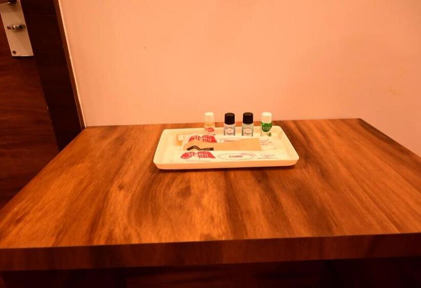 חדר דלוקס, Atithi