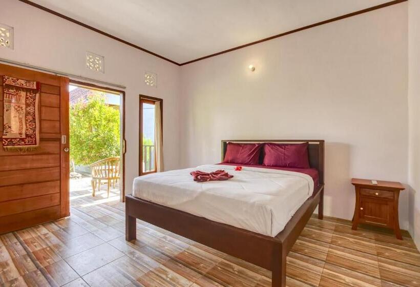 Quarto Estandar, Misa Guest House