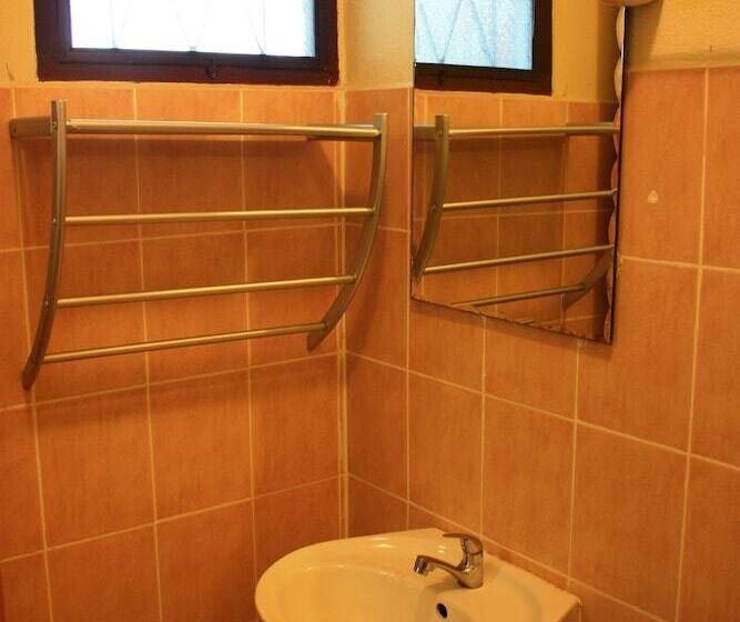 Трехместный Номер Superior, โรงแรมตีฆ้อง   Tri Gong