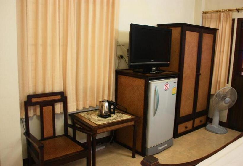 Трехместный Номер Superior, โรงแรมตีฆ้อง   Tri Gong