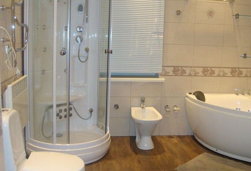 اتاق راحتی, Alexandria Vnukovo