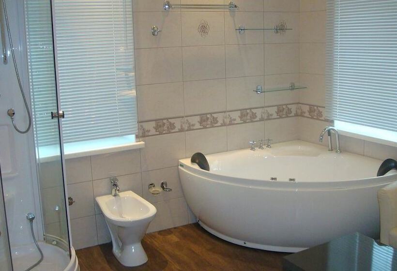 اتاق راحتی, Alexandria Vnukovo