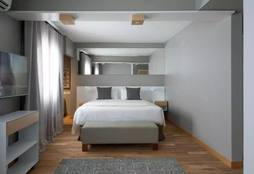 اتاق سوپریور, Arenales
