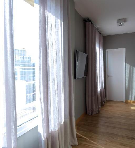 استودیوی استاندارد, Arenales