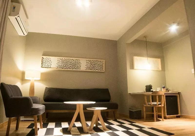 اتاق اجرایی, Arenales