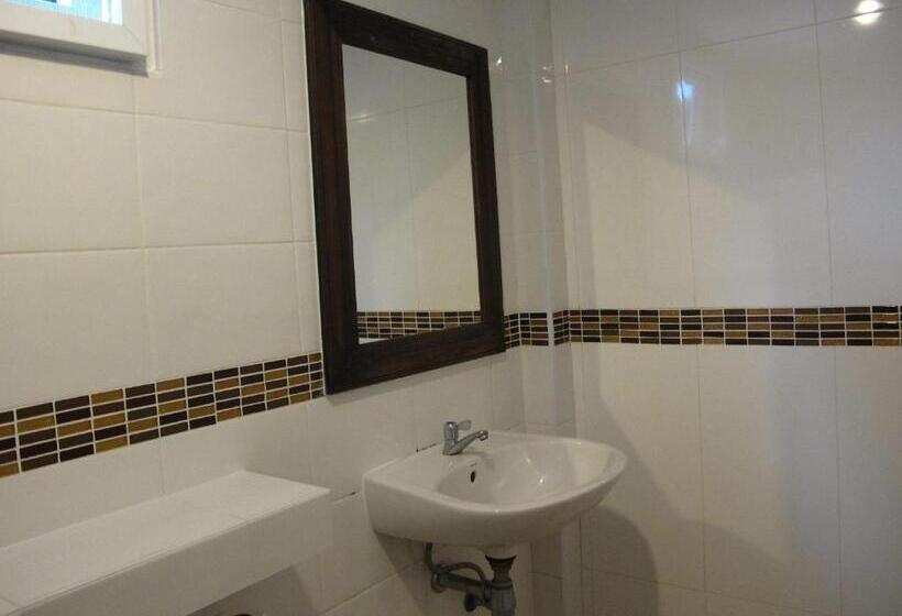 Трехместный Номер Deluxe, Baan Baramee House
