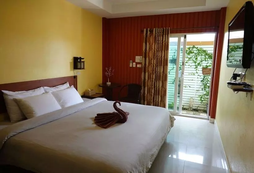 デラックスルーム, Baan Baramee House