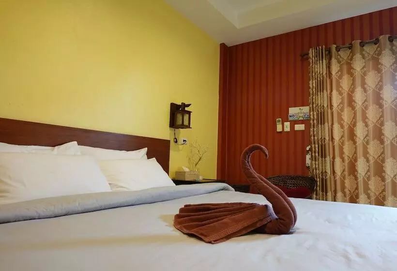 デラックスルーム, Baan Baramee House