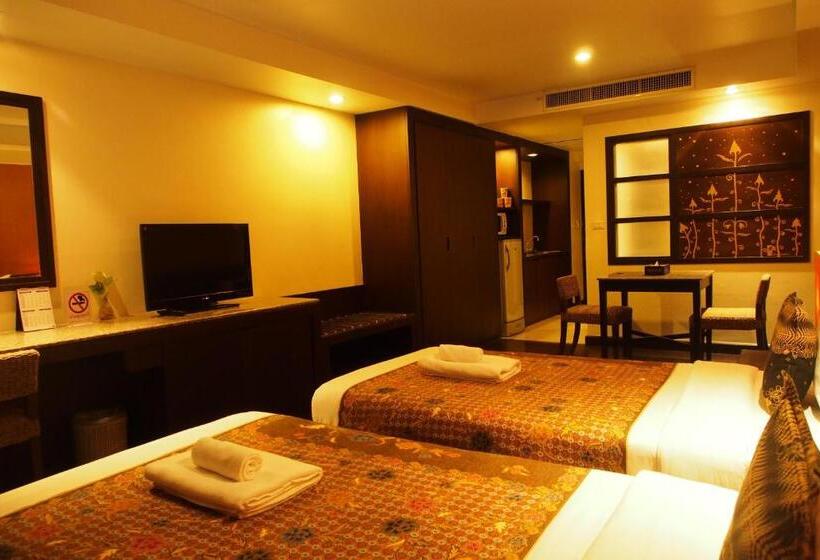 استودیو استاندارد با تراس, Baan Suwantawe