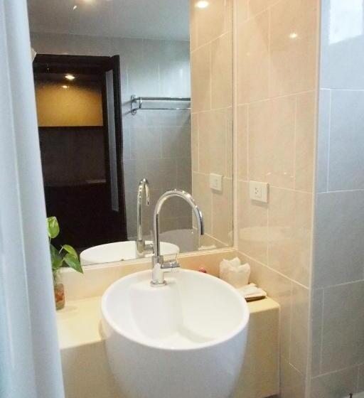 استودیوی استاندارد, Baan Suwantawe