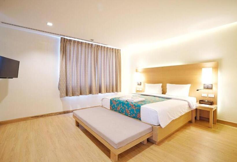 اتاق لوکس با بالکن, Baan Suwantawe