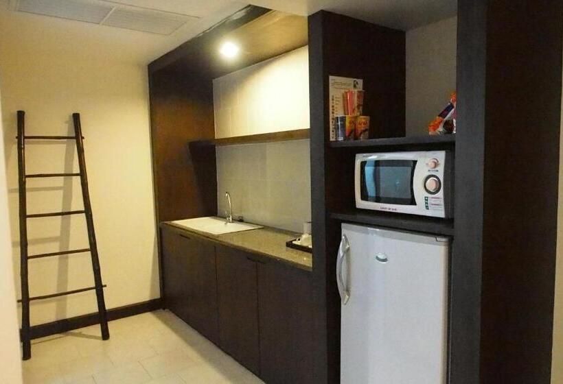 استودیو استاندارد با تراس, Baan Suwantawe