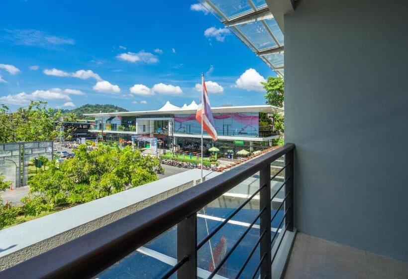 اتاق لوکس, Baan Suwantawe