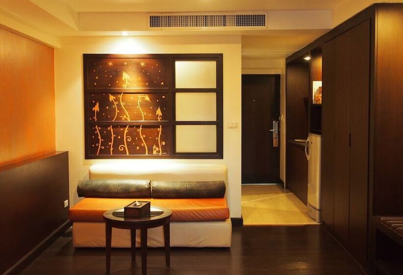 استودیو استاندارد با تراس, Baan Suwantawe