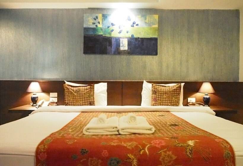 استودیوی استاندارد, Baan Suwantawe