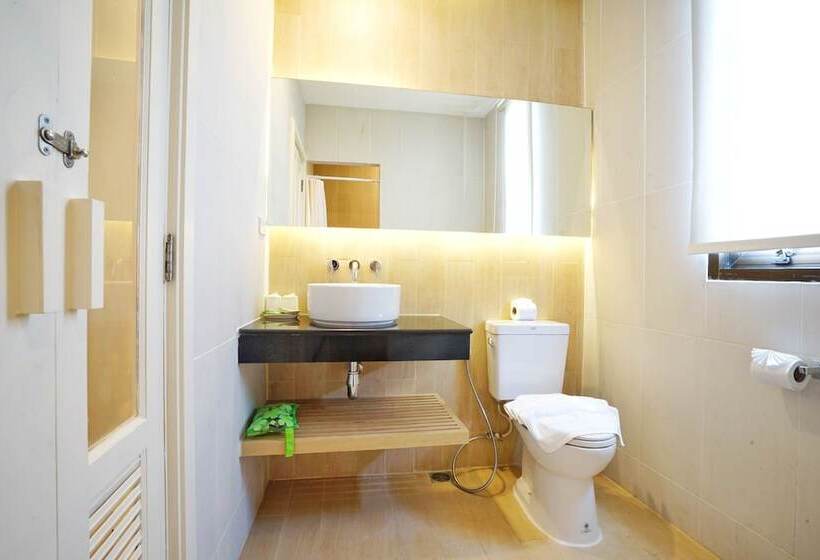 اتاق لوکس, Baan Suwantawe