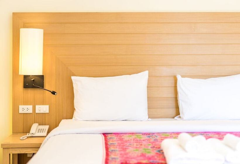 اتاق لوکس, Baan Suwantawe