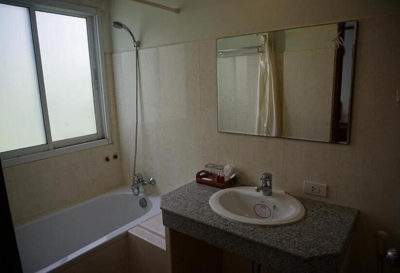 Pokój Standard, Chaweng Tara