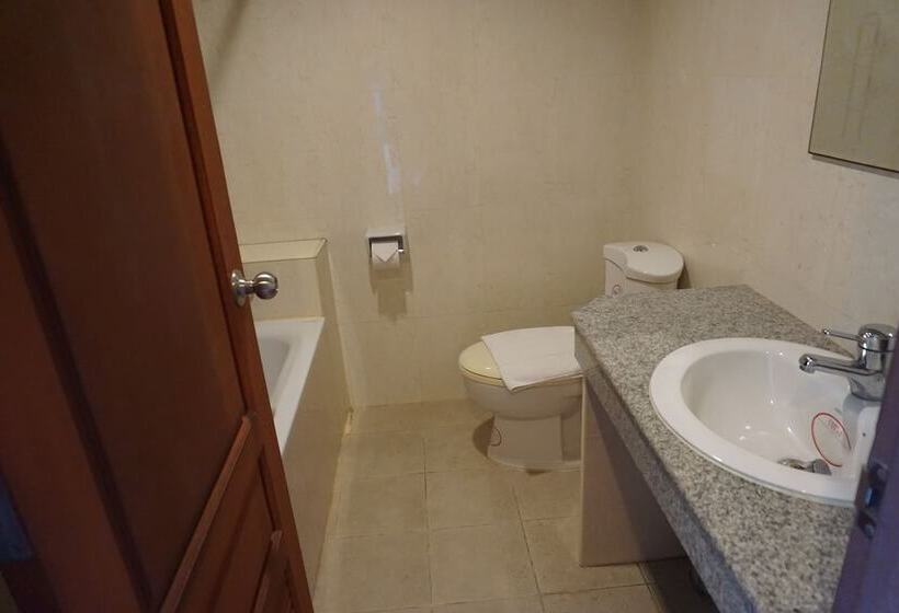 Pokój Standard, Chaweng Tara