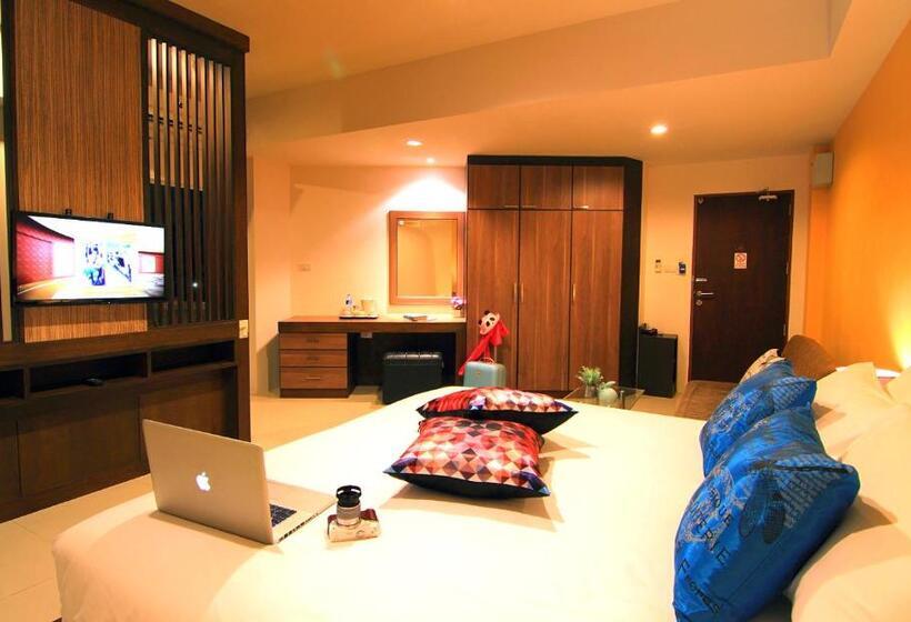 اتاق لوکس خانوادگی, Cool Residence