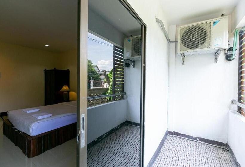 Номер Superior, Deeden Pattaya Resort