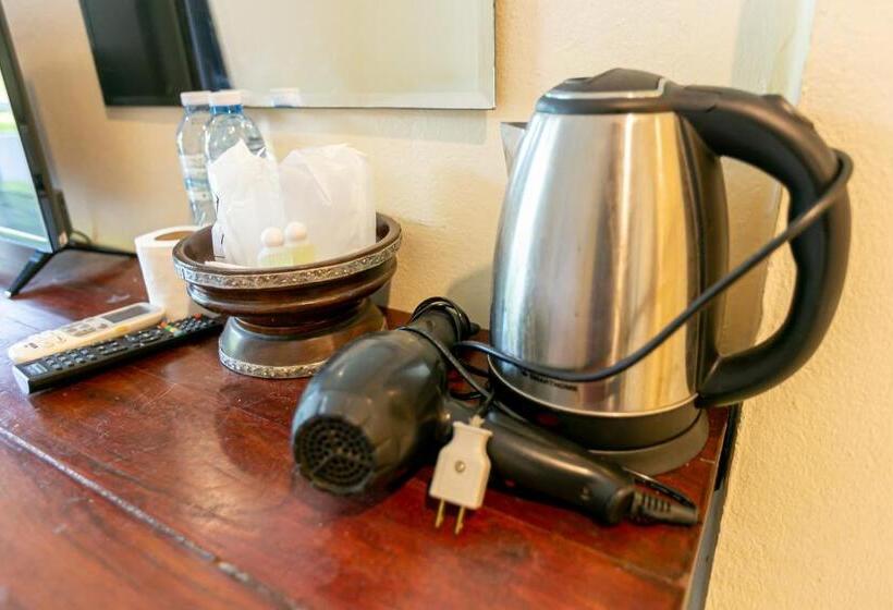 Номер Superior, Deeden Pattaya Resort