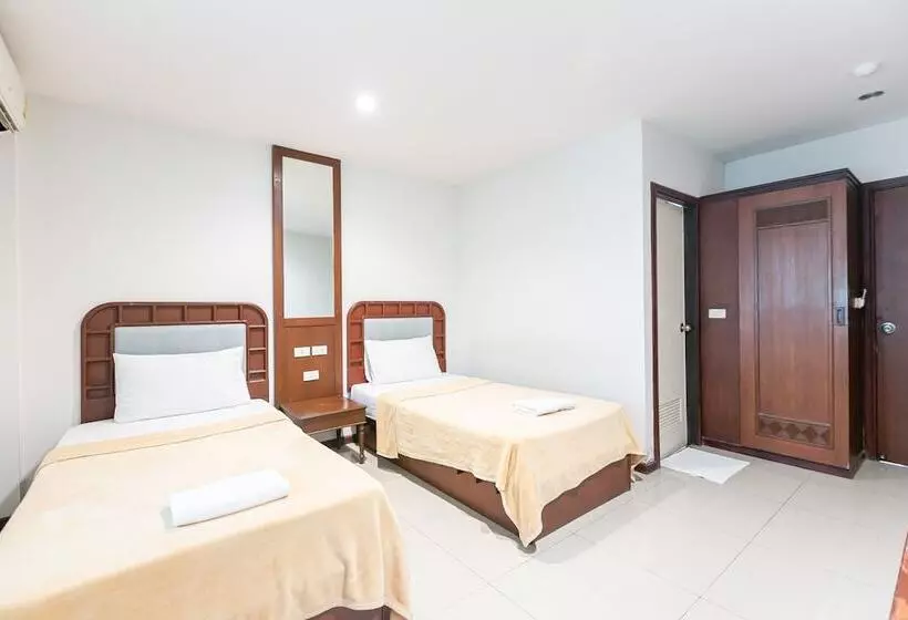 スタンダードルーム, Deeden Pattaya Resort