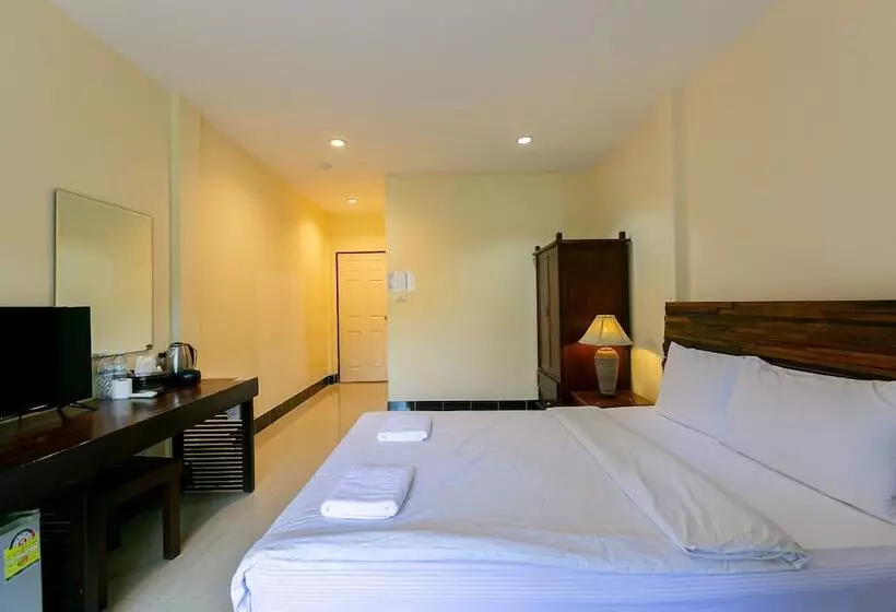 スーペリアールーム, Deeden Pattaya Resort