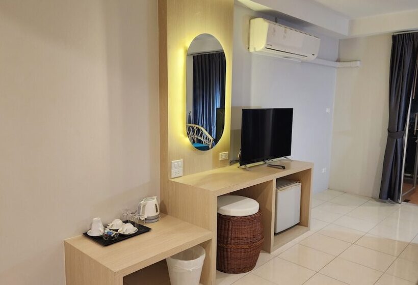 Семейный Номер, Irest Ao Nang