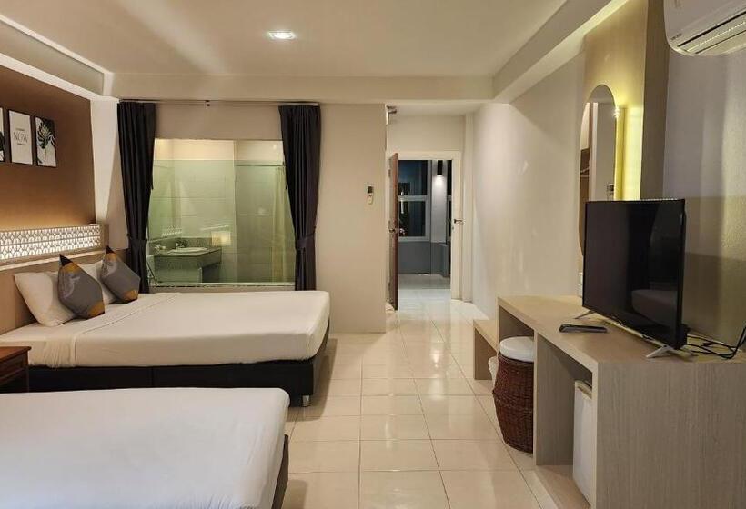 חדר משפחתי, Irest Ao Nang