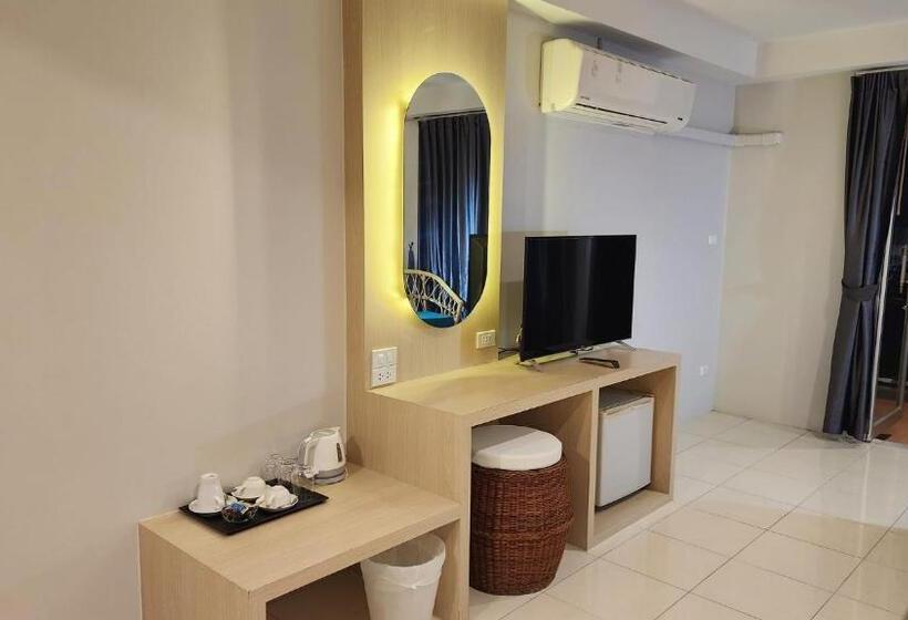 חדר משפחתי, Irest Ao Nang