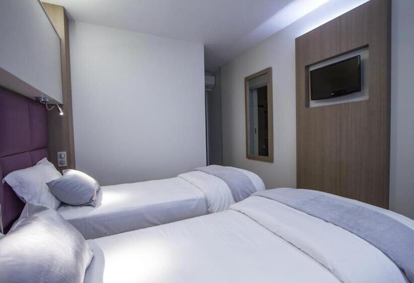 Номер Стандарт, La Santa