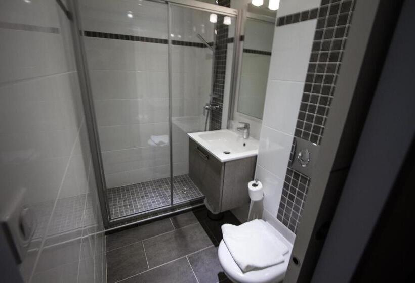 Трехместный Номер Премиум, La Santa