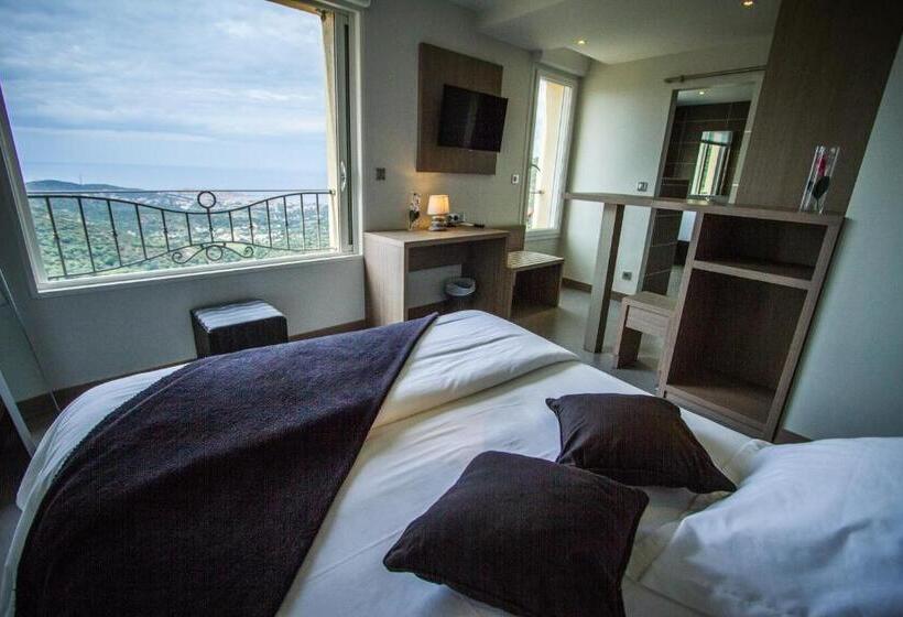 Номер Престиж, La Santa