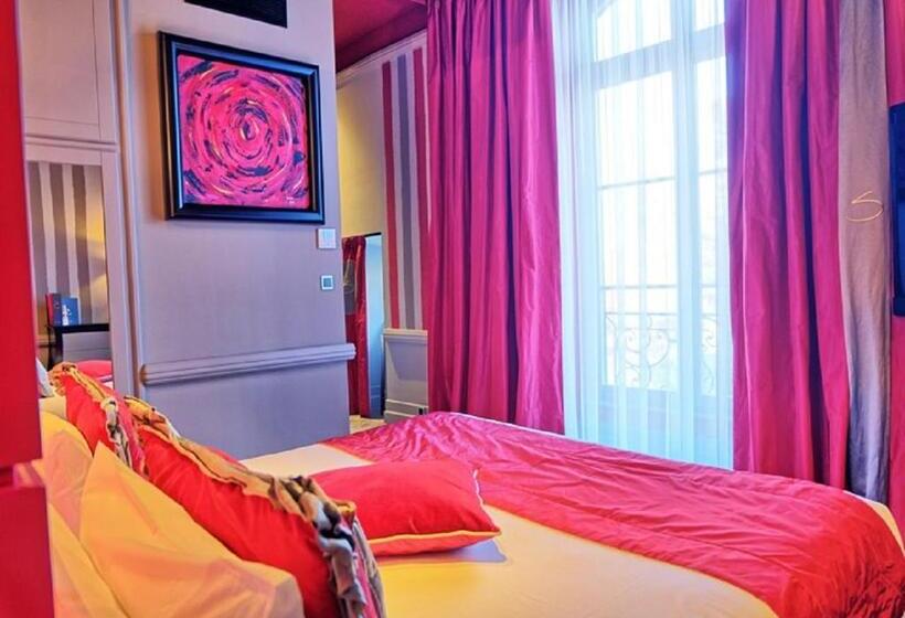 Полулюкс, Le Stelsia Resort