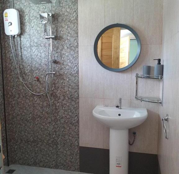 발코니가 있는 2 베드룸 아파트, Samui Green