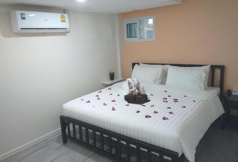 발코니가 있는 2 베드룸 아파트, Samui Green