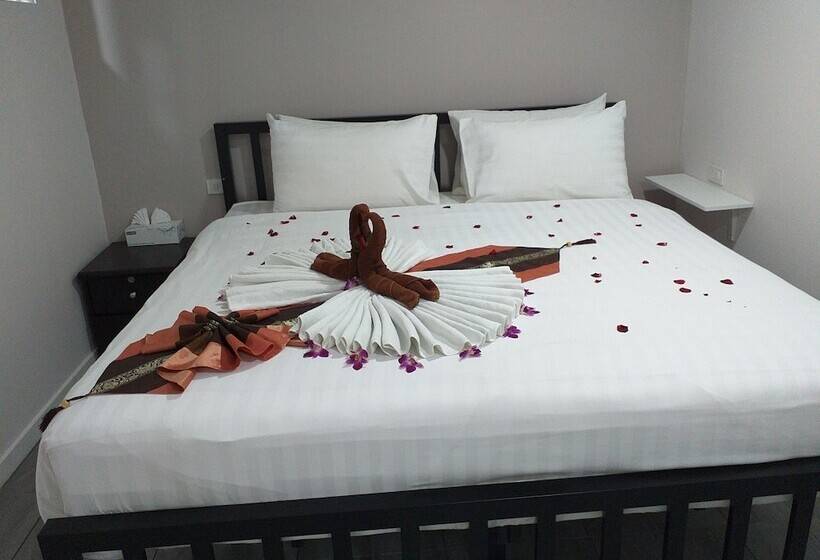 발코니가 있는 2 베드룸 아파트, Samui Green