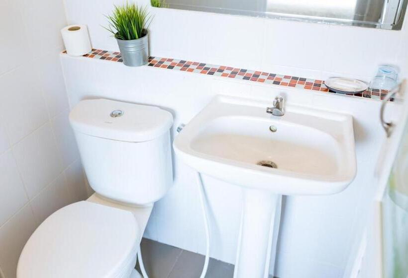 חדר סטנדרט, The Beach Cha Am Guest House