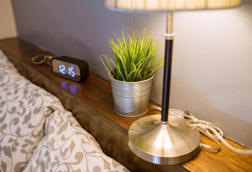 חדר סופריור עם מרפסת, The Beach Cha Am Guest House