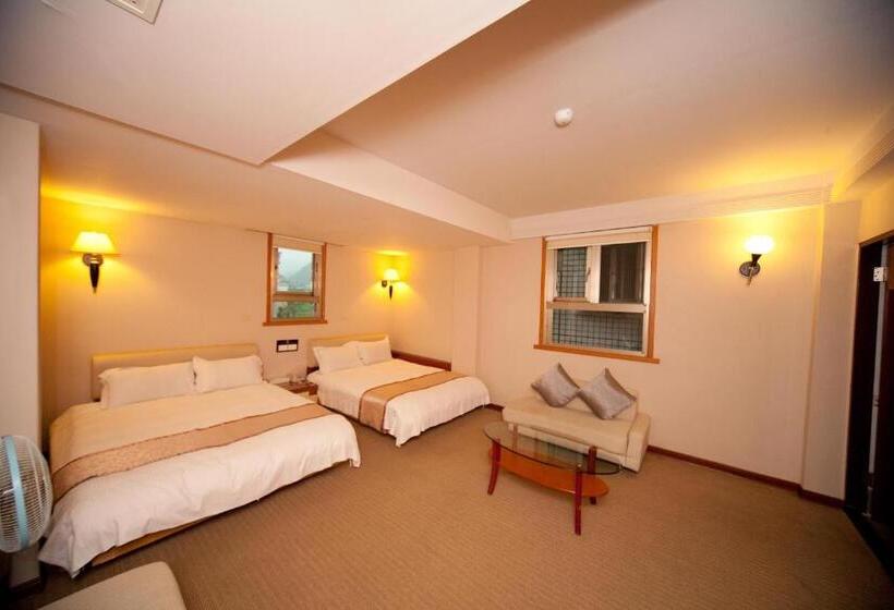 اتاق استاندارد چهار تخته, Tian Long