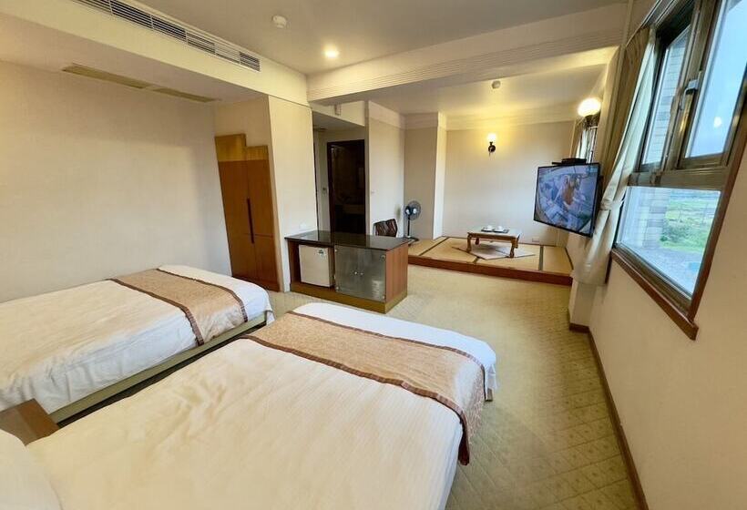 اتاق خانوادگی, Tian Long