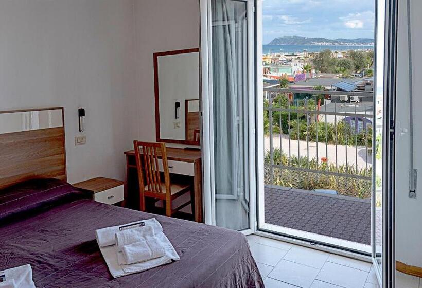 스탠다드 싱글 룸 바다 전망, Vela D'oro