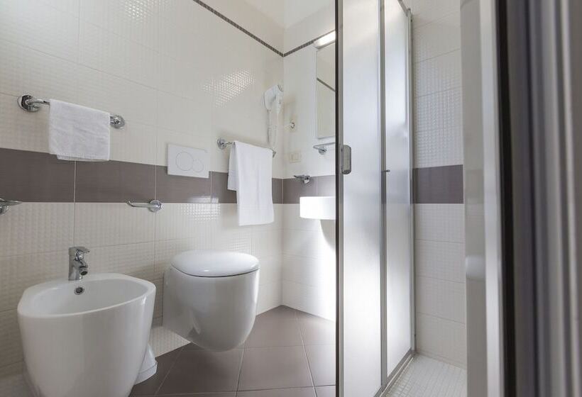 스탠다드 트리플 룸, Vela D'oro