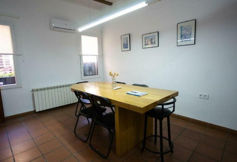 豪华房间, Residencial Art Brut